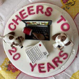 Lynn celebrates 20 years at village vet cambridge cake 300x300